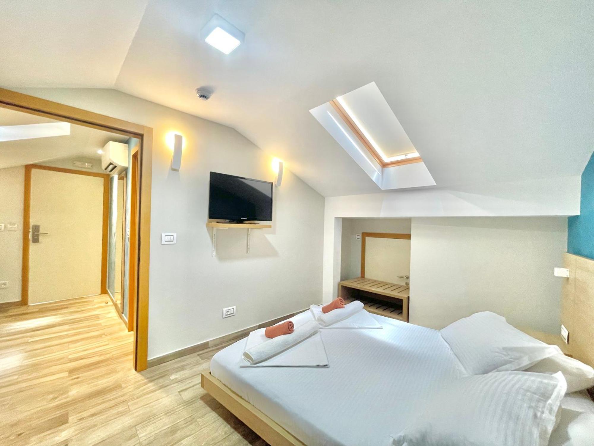Hotell Butua 4*