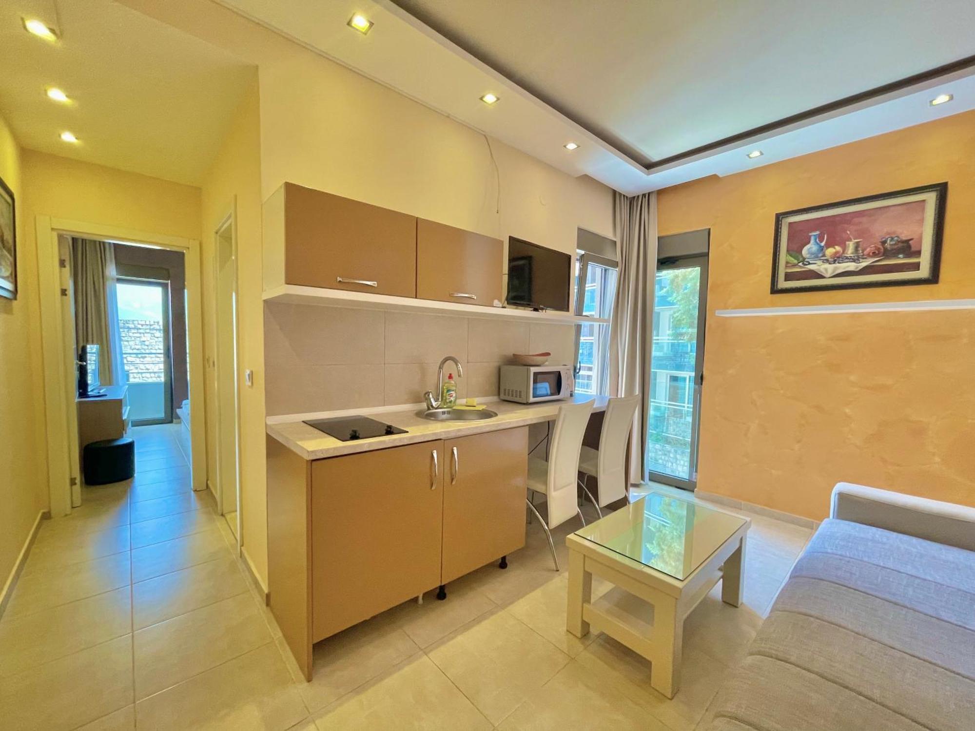 Butua Otel 4*